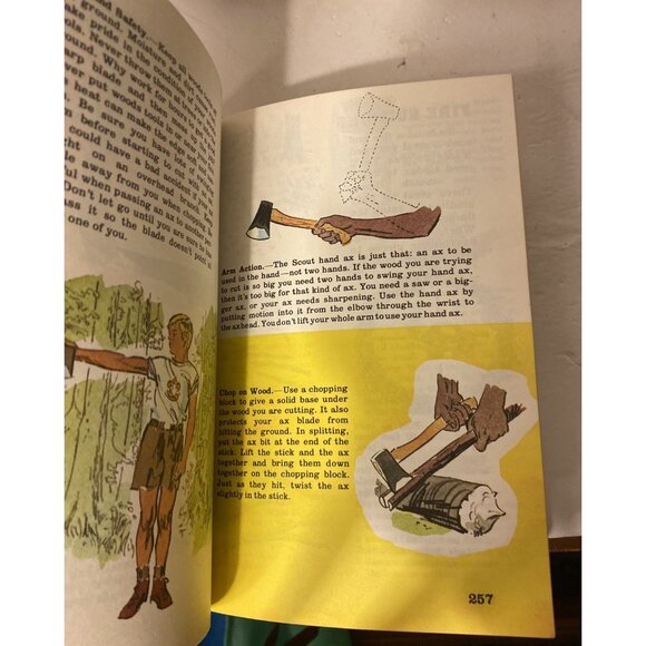 Mixed Lot 4 BSA Scout First Aid Scoutmaster Cub Books Manuals Training Vtg 1970s - Picture 11 of 16